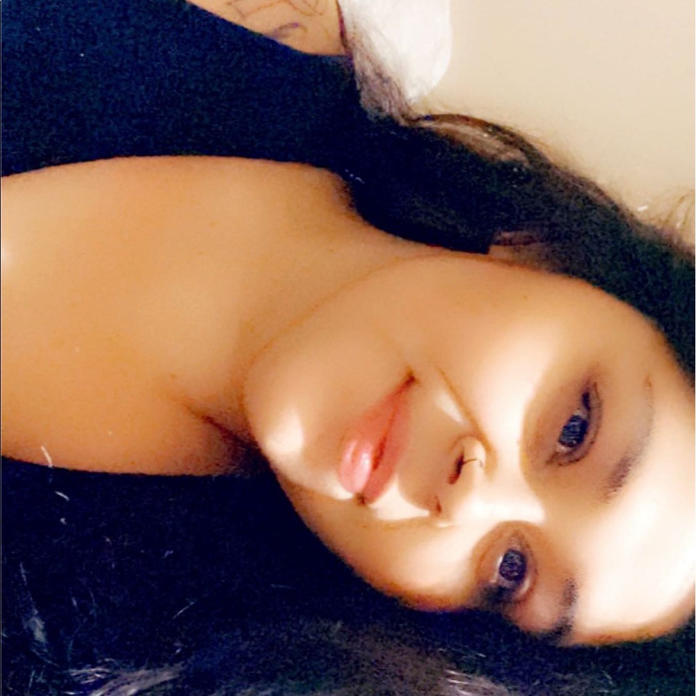 Meet your Posher, Vanessa